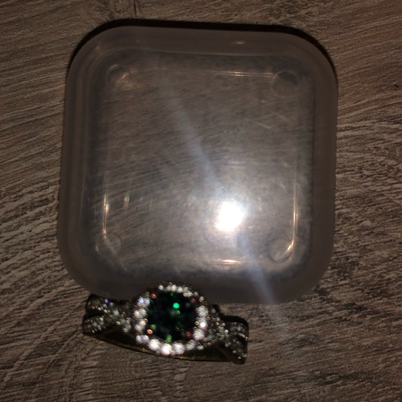 ✨ Beautiful Ring ✨ - Picture 7 of 8